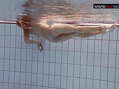 KiloLesbians presents: Bouncing boobs underwater