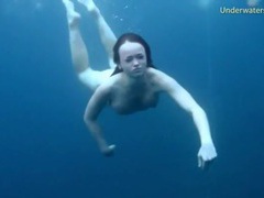 KiloLesbians presents: Three ladies get naked swimming in the ocean