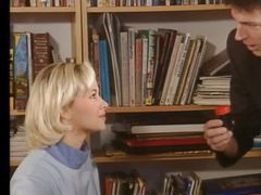 KiloLesbians presents: Riempimi il culo (full movie)