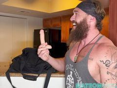 KiloLesbians presents: Bi-curious bodybuilder fucks his gym partner