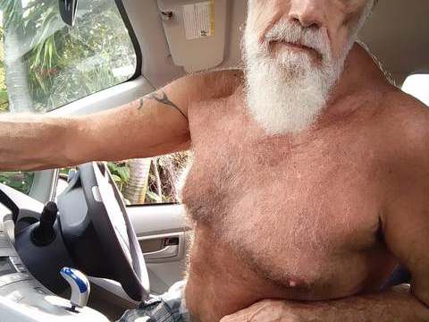 KiloLesbians presents: I pick up an 18 year old hitchhiker and ask for id before giving him a ride role play