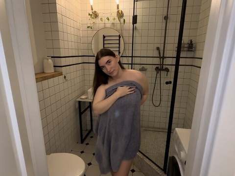 KiloLesbians presents: Watched his stepsister and fucked her right in the shower