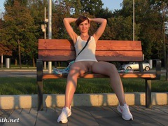KiloLesbians presents: Jeny smith bottomless rides